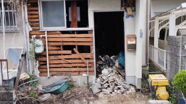 寝屋川内装部分解体（施工3日）